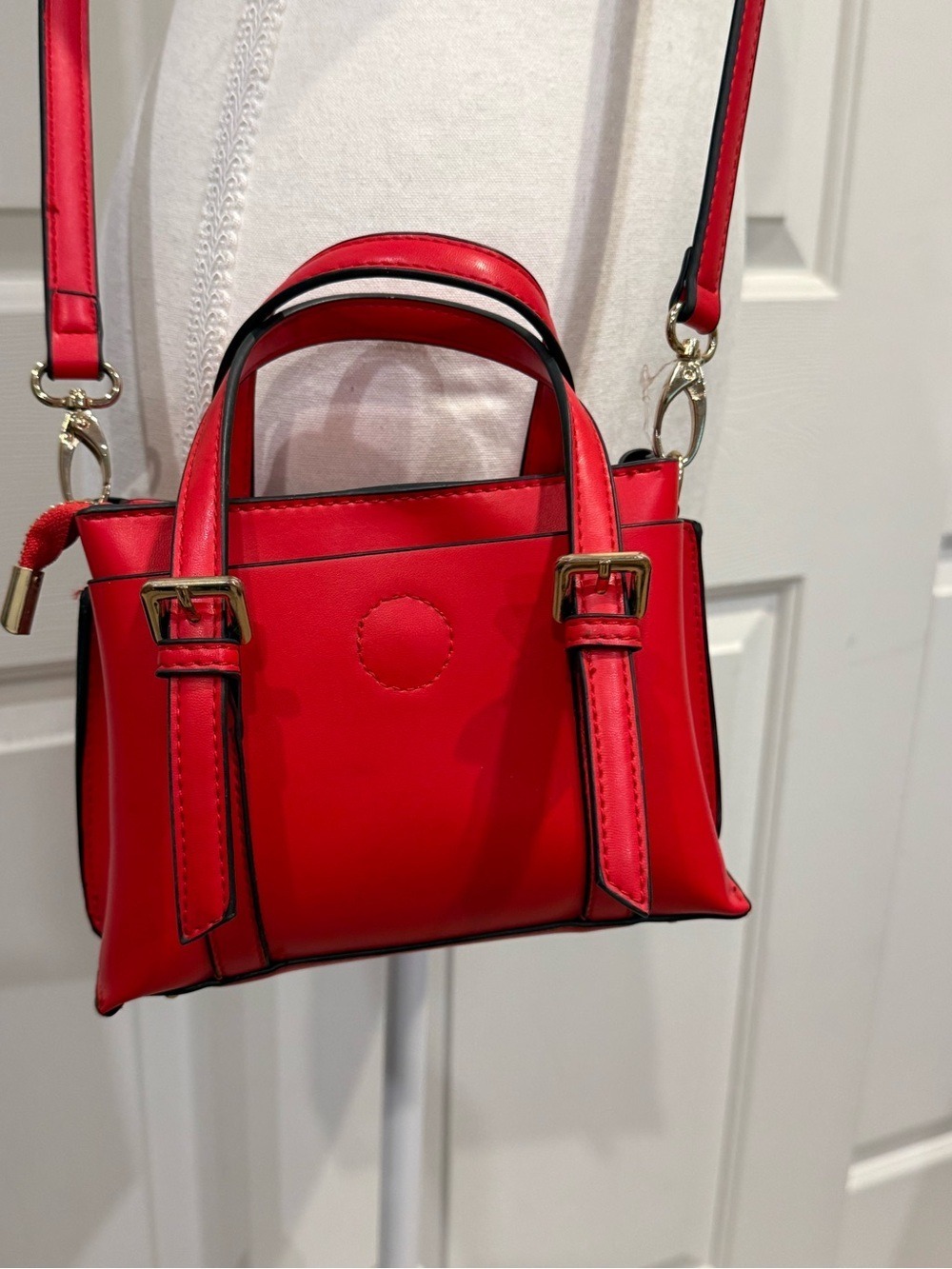 Forever 21 Red Mini Satchel Crossbody Purse Faux Leather Gold Hardware Like New - Picture 8 of 12